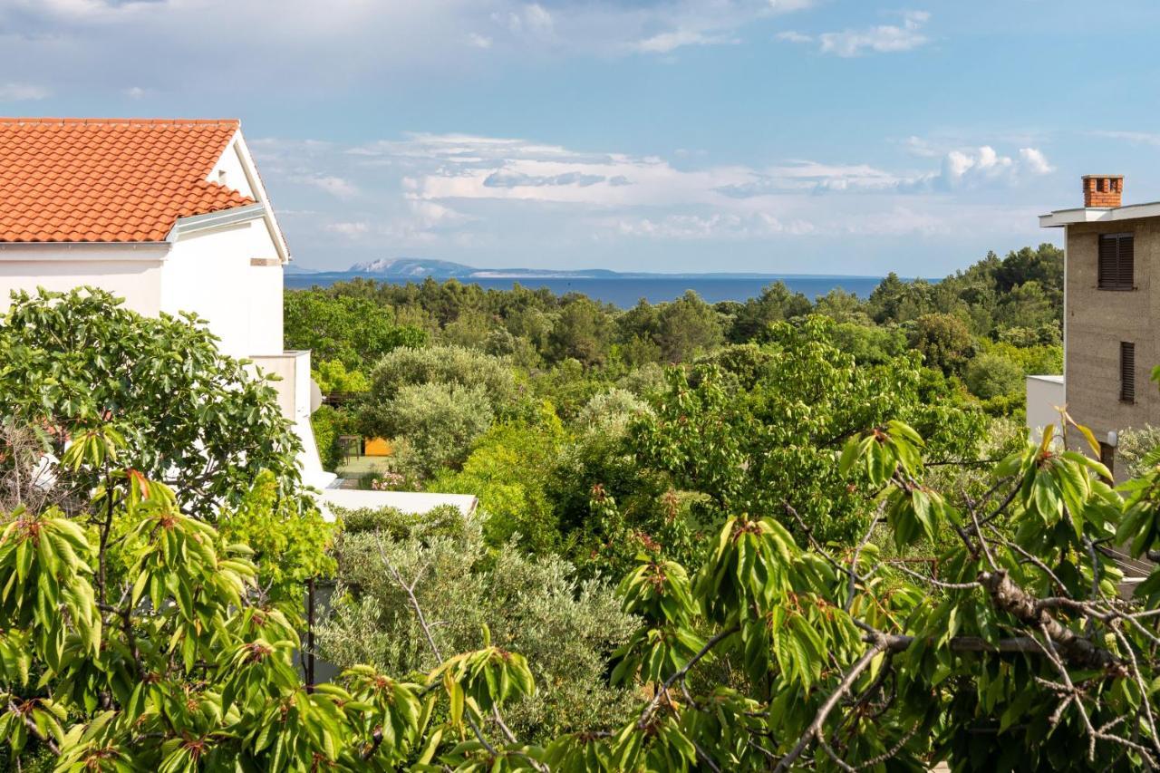 Apartment Drago *Cosy & Close To The Beach! Крк Екстер'єр фото