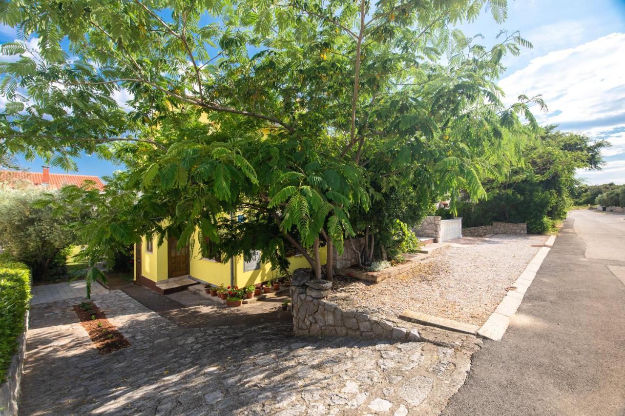 Apartment Drago *Cosy & Close To The Beach! Крк Екстер'єр фото