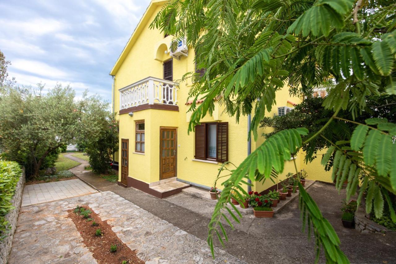 Apartment Drago *Cosy & Close To The Beach! Крк Екстер'єр фото